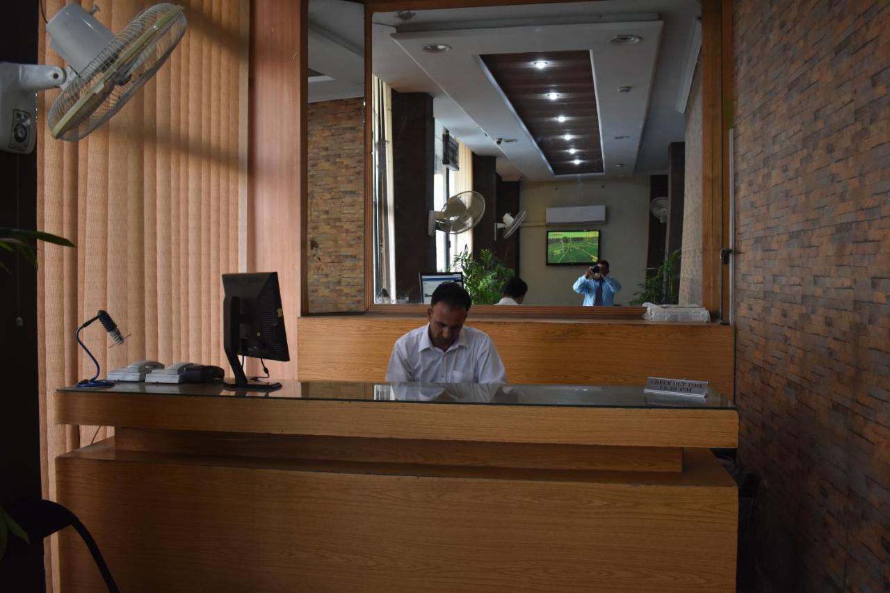 Hotel Avanti Rawalpindi Dış mekan fotoğraf